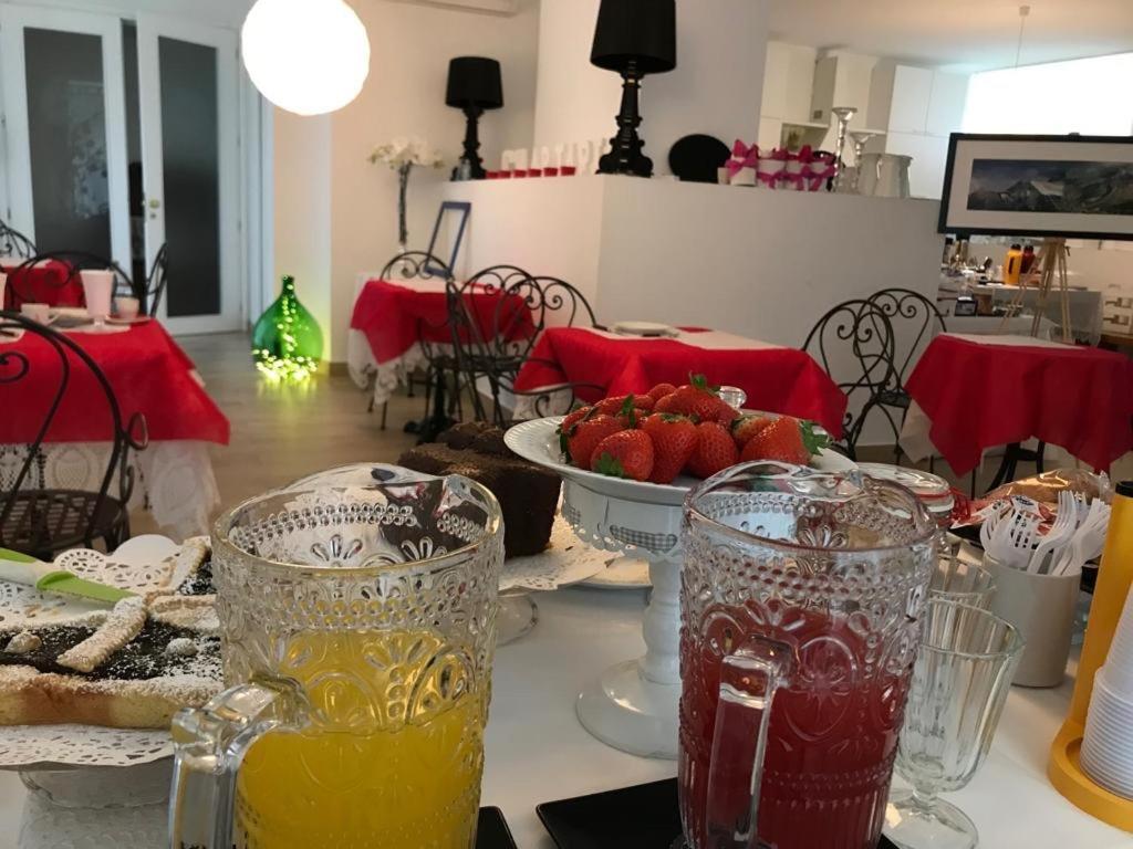 אסקולי פיצ'נו Ascoli Bonjour B&B & Apartments Parcheggio Privato & Giardino מראה חיצוני תמונה